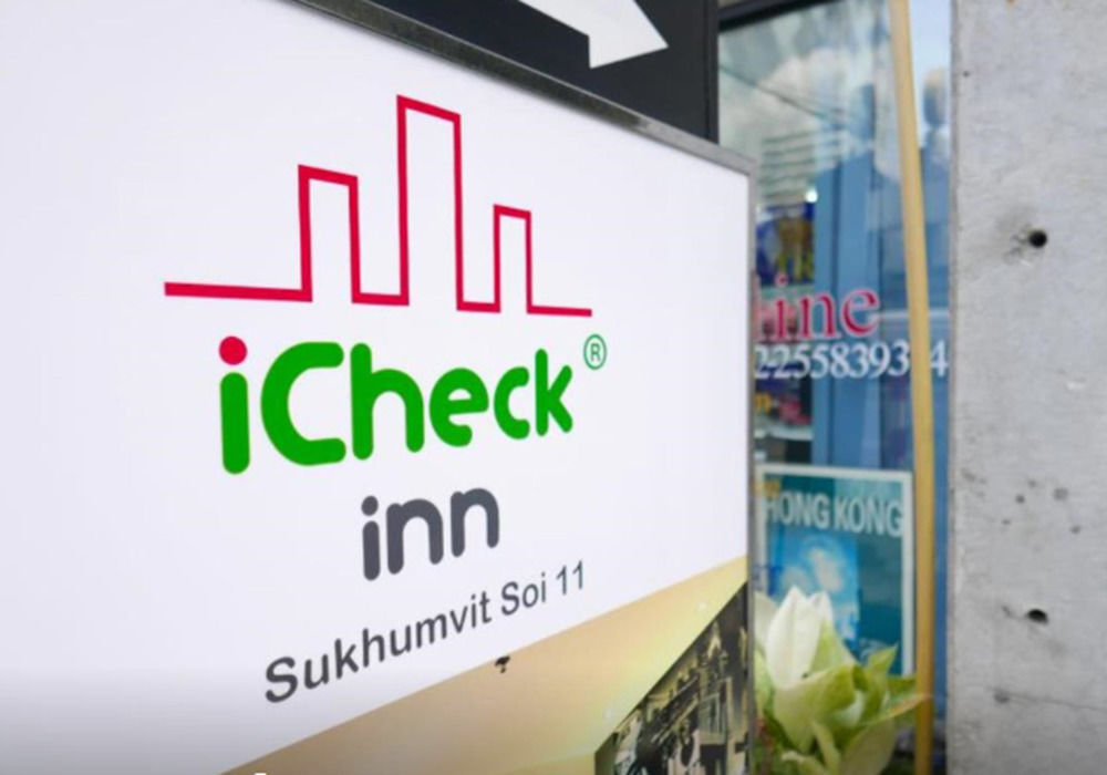 Citin Sukhumvit 11 Nana Bangkok By Compass Hospitality Hotel Buitenkant foto